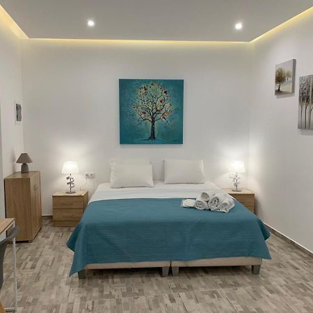 Santorini Studio For 2 Person In Athens Near Sea& Center Exterior photo